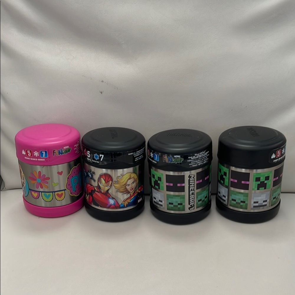 Various brand new Thermos for kids’ lunches.